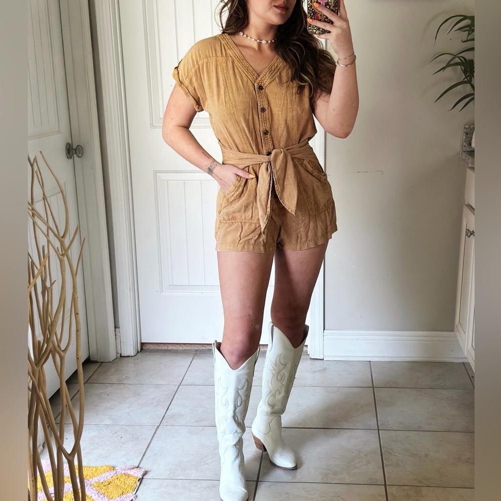 Romper that can be styled for many different events!